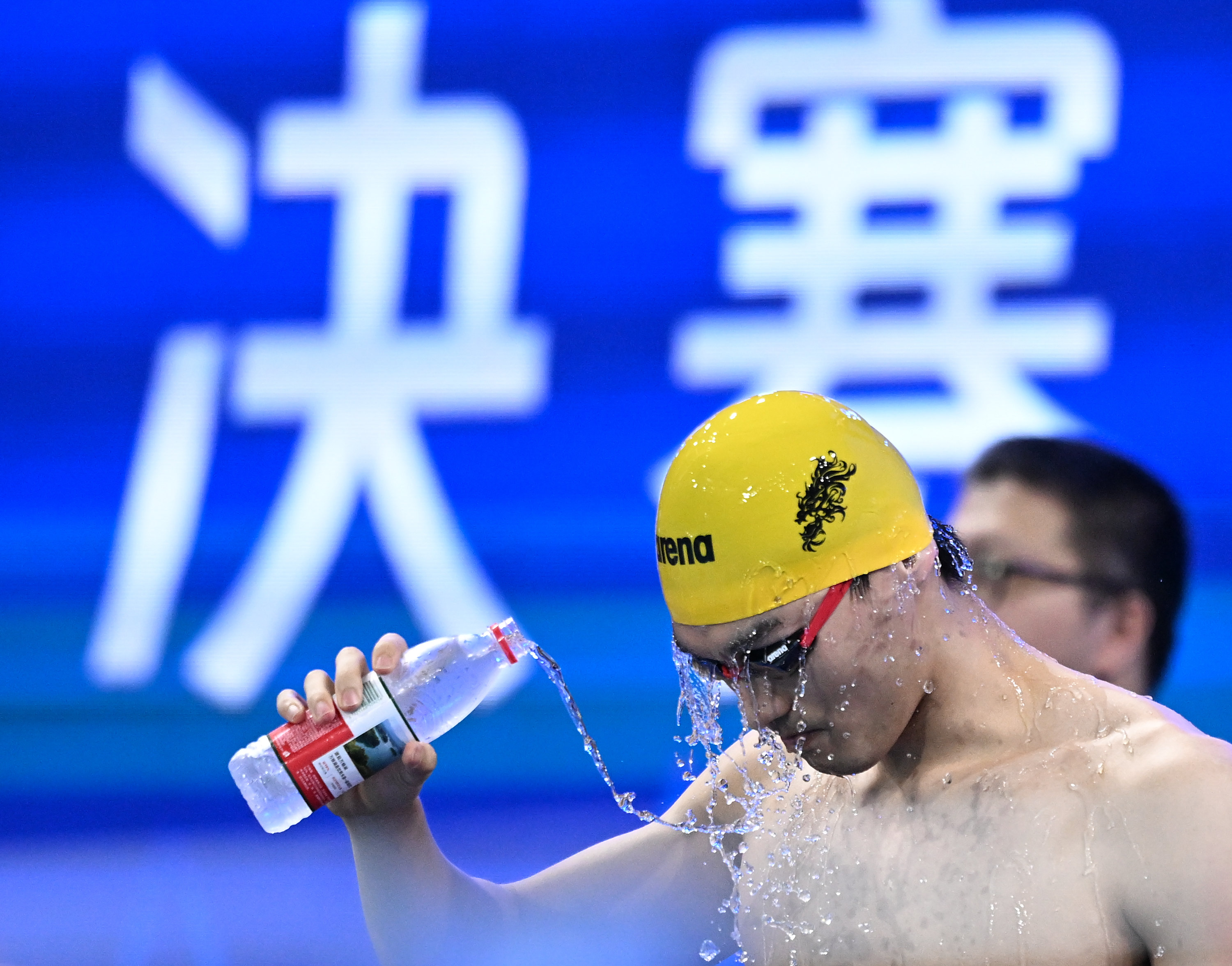 游泳选手发挥出色,荣膺最佳MVP的简单介绍 游泳选手发挥出色,荣膺最佳MVP的简单介绍