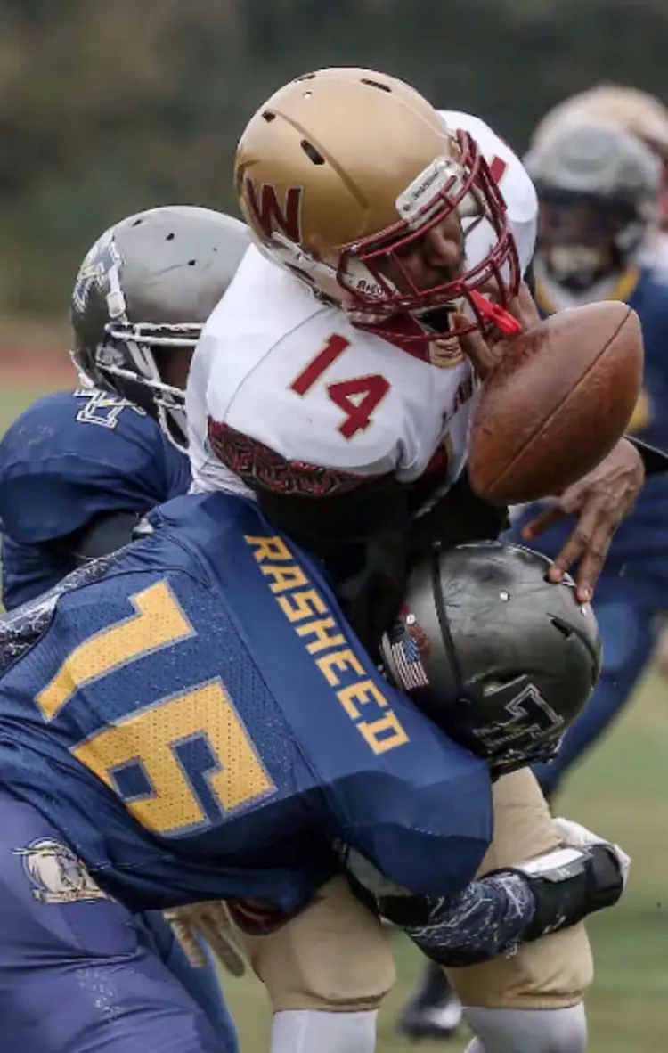 橄榄球总决赛即将打响，冠军归属成谜的简单介绍