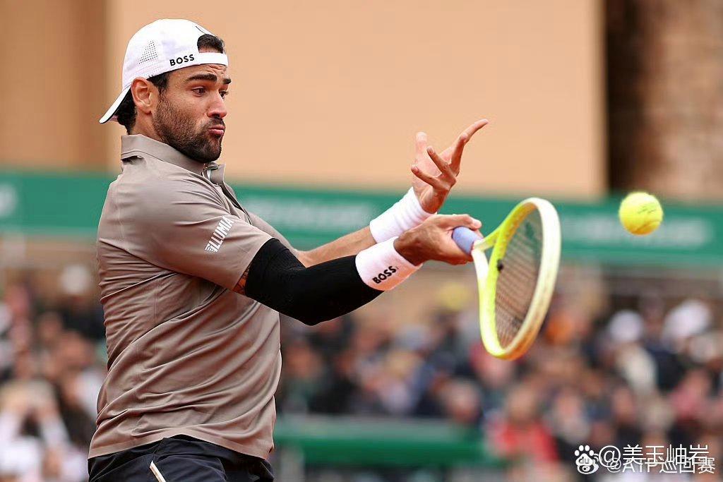 关于蒙特卡洛大师赛绝杀年终总决赛，穆雷高光表现的信息