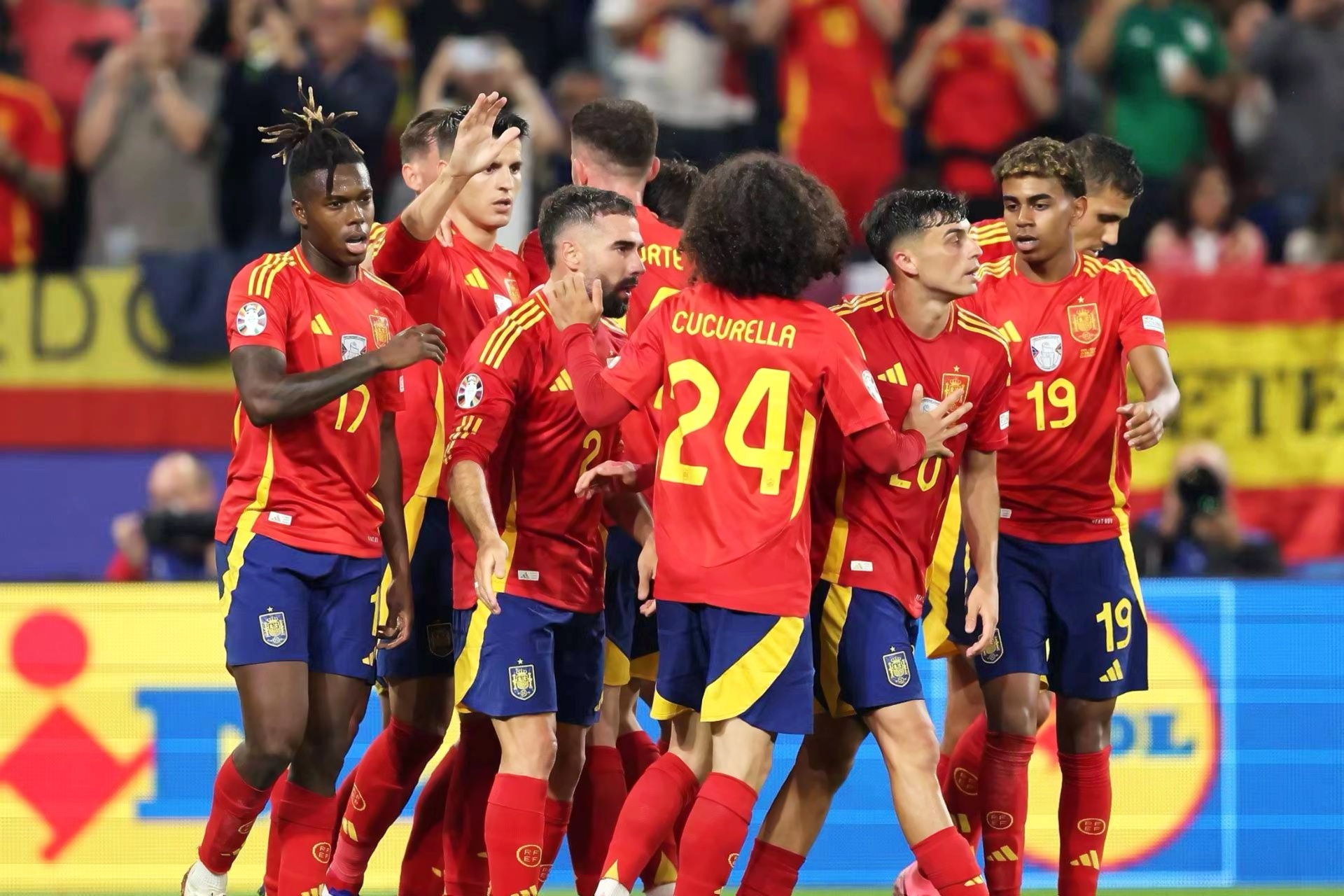 欧洲杯总决赛即将打响,冠军归属成谜的简单介绍 欧洲杯总决赛即将打响,冠军归属成谜的简单介绍