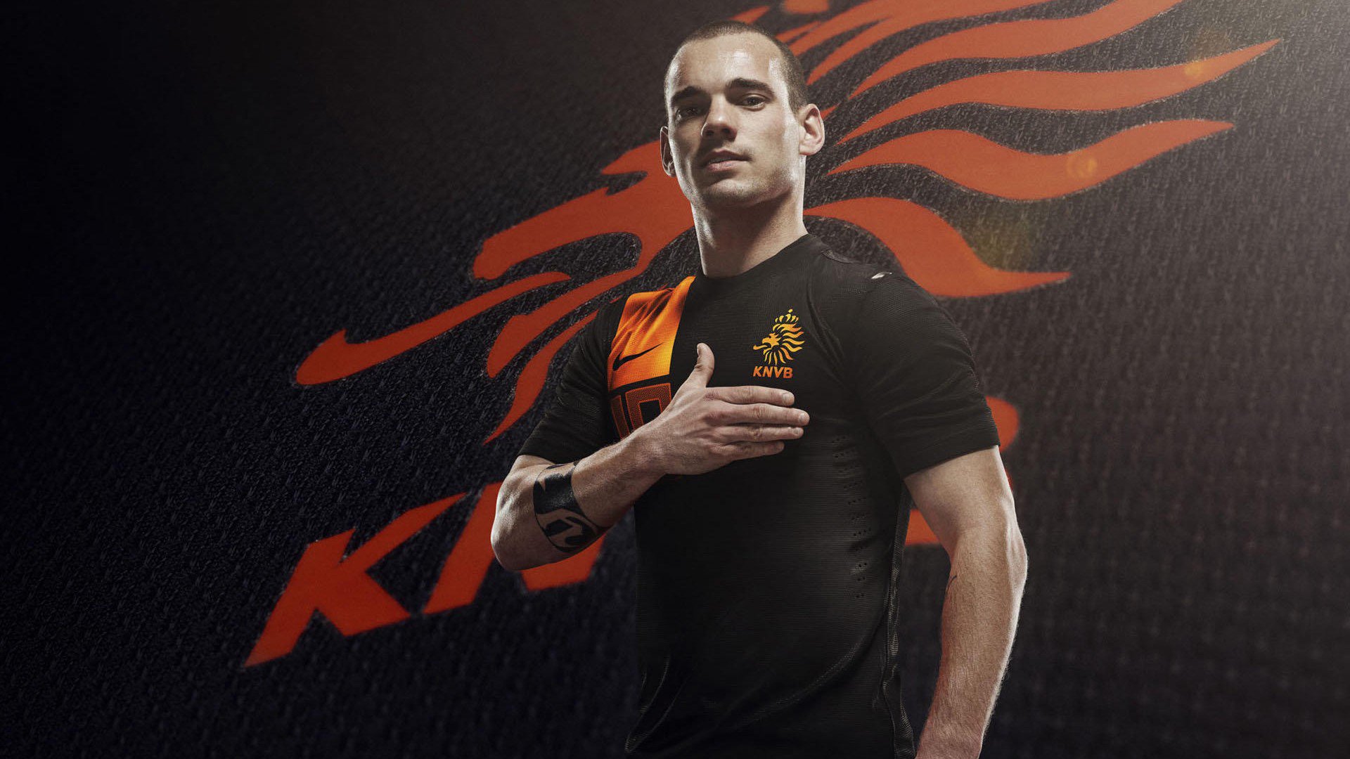 战火映照的生存哲学，当足球老鹰遇到篮球森林狼